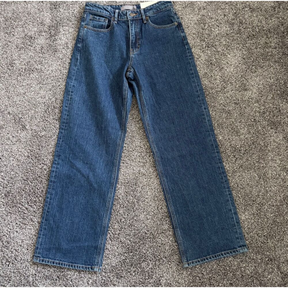 Just USA High Waist Straight Leg Mom Jeans NWT Size 4 Medium Wash Denim